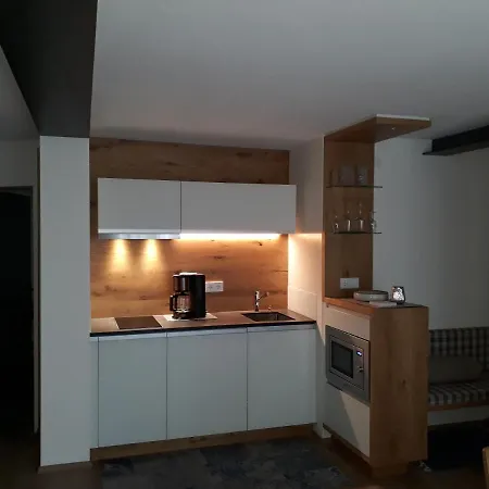 Am Kniebach اممنستاد ام بودينسي