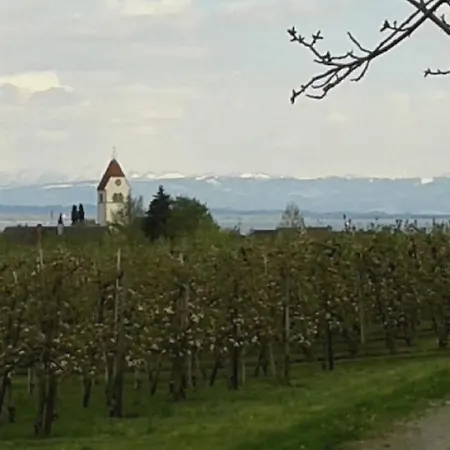 Am Kniebach * اممنستاد ام بودينسي